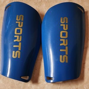 Youth shin guards size S NEW